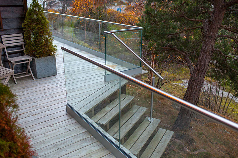 Best Glass Railings