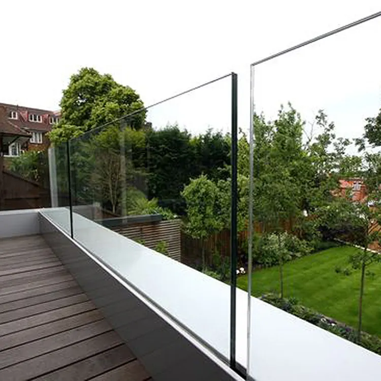 Outdoor Glass Railings