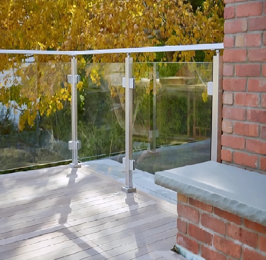 Semi-Frameless Outdoor Glass Railings